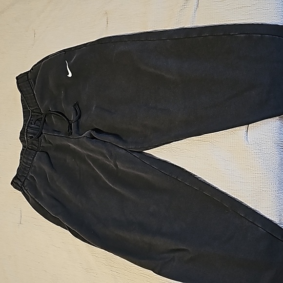 Nike Sweatpants - Picture 1 of 3